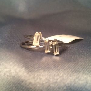 🎁 FREE GIFT with purchase